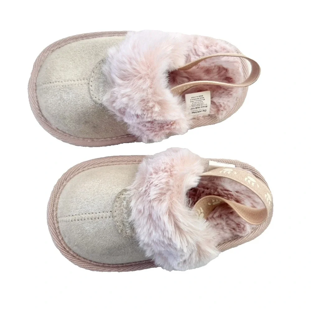 BEARPAW Pink Suede Slippers Size 2 Girl 6-12‎ Month Baby Clothing